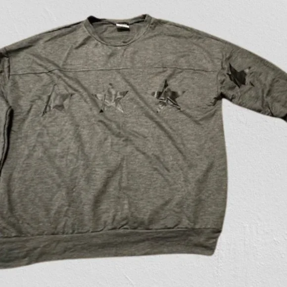 Hippie Chic Grey with Stars Crew Neck Sweatshirt  4261  NWT Boutique - Picture 6 of 10